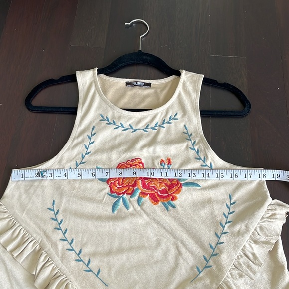 Zara faux suede embroidered crop top - Picture 6 of 6